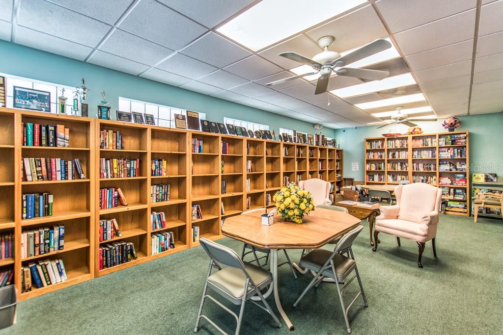 Image 31 of 42 For 4851 Gandy Boulevard B2l38