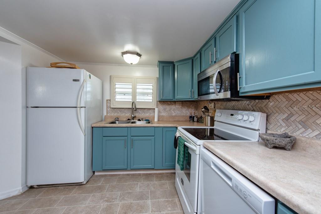 Image 8 of 42 For 4851 Gandy Boulevard B2l38