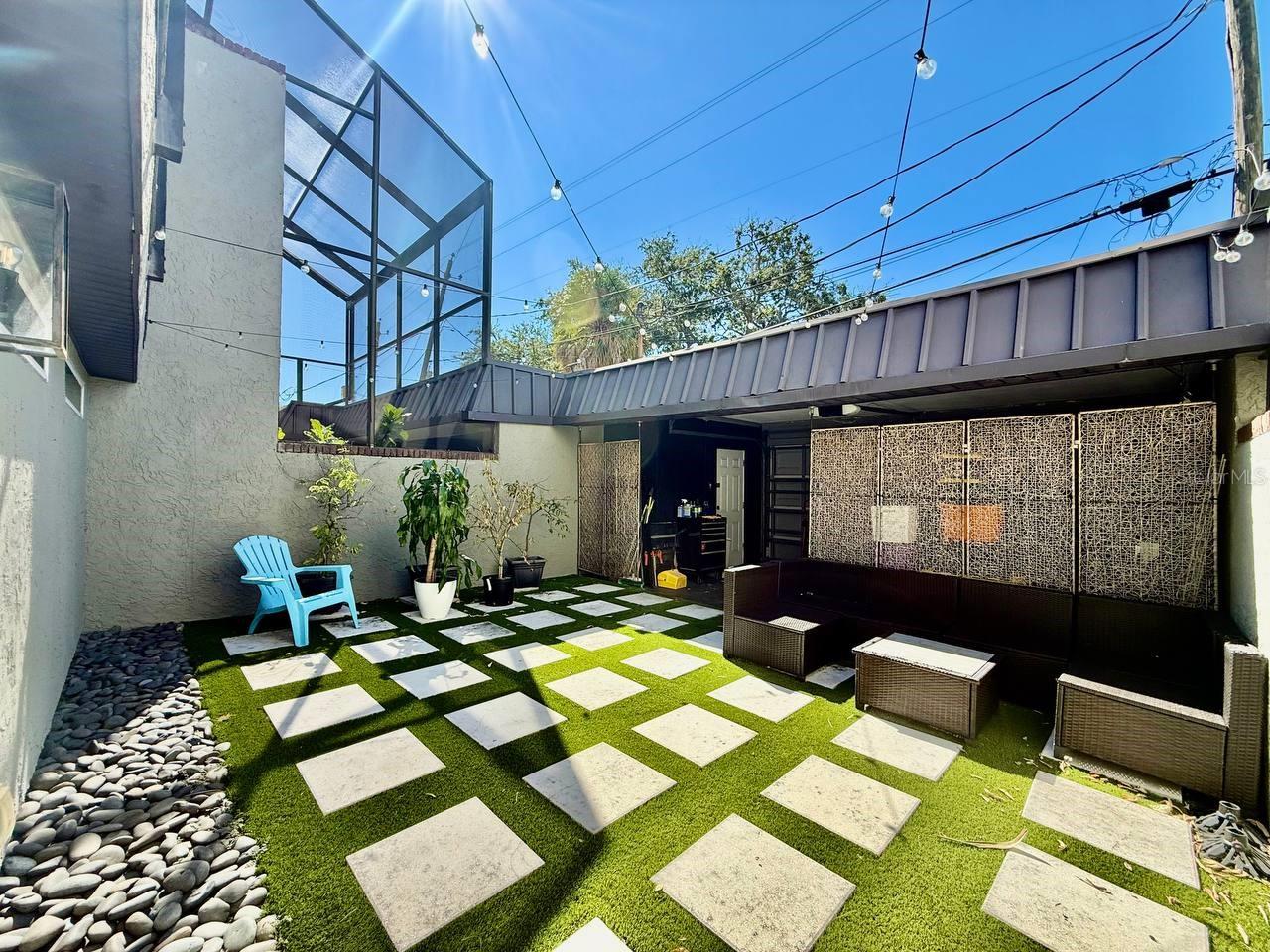 Image 35 of 44 For 162 Davis Boulevard