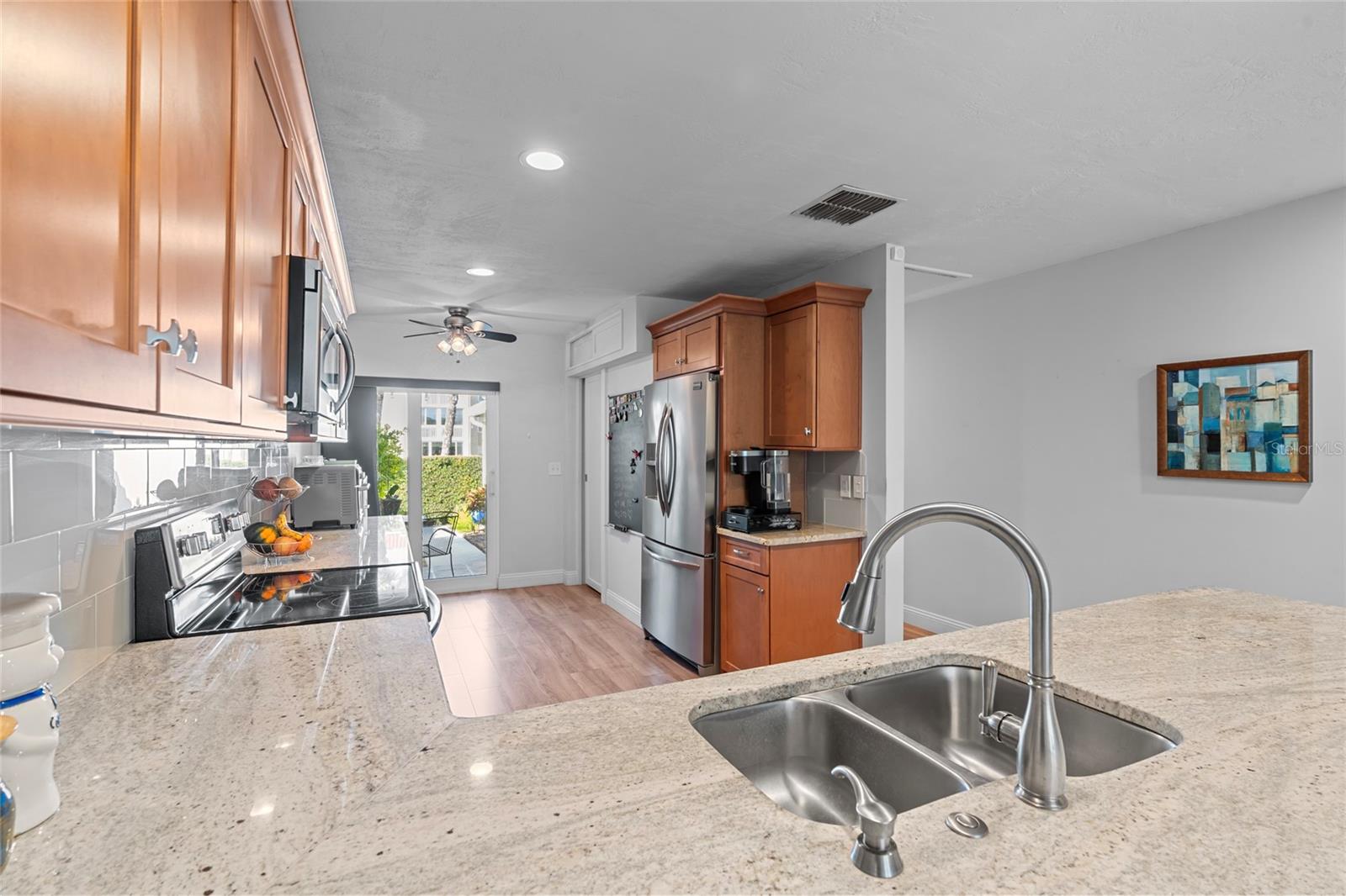 Image 8 of 37 For 10152 Regal Drive