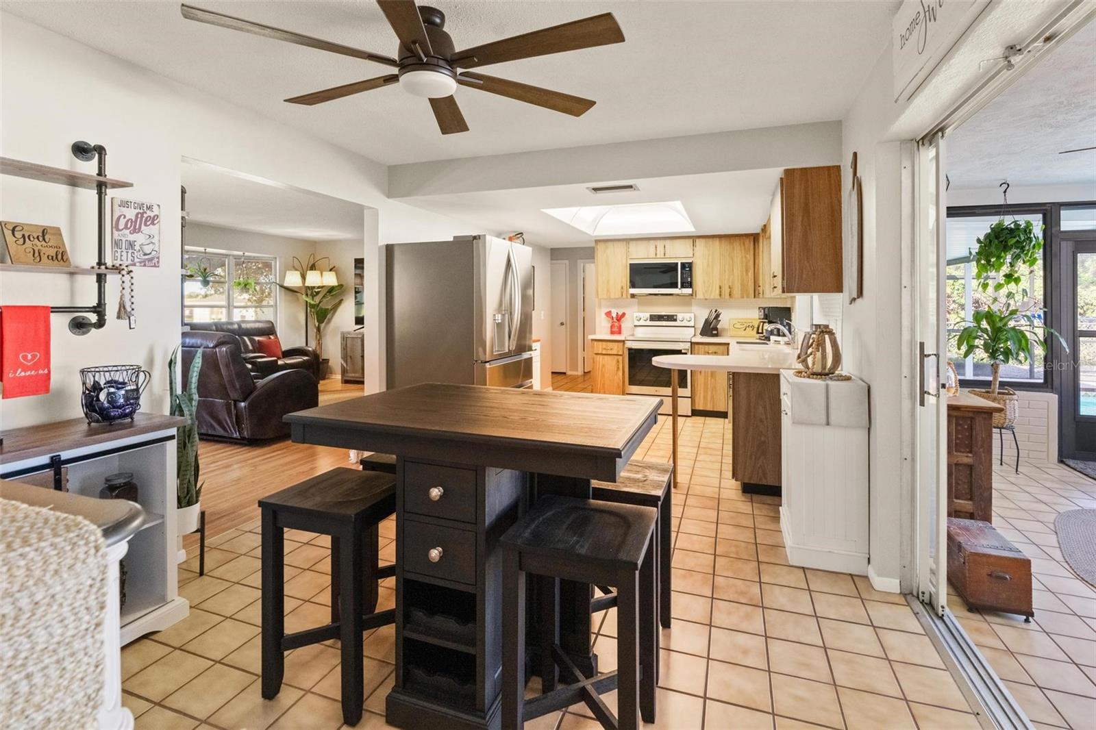 Image 16 of 57 For 14321 113th Avenue