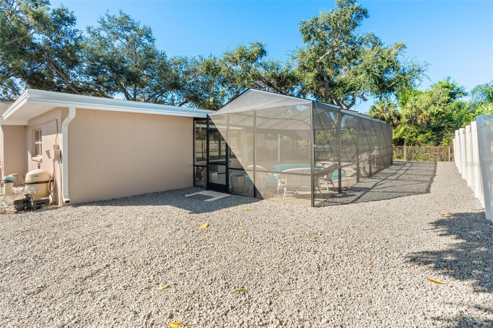 Image 36 of 57 For 14321 113th Avenue