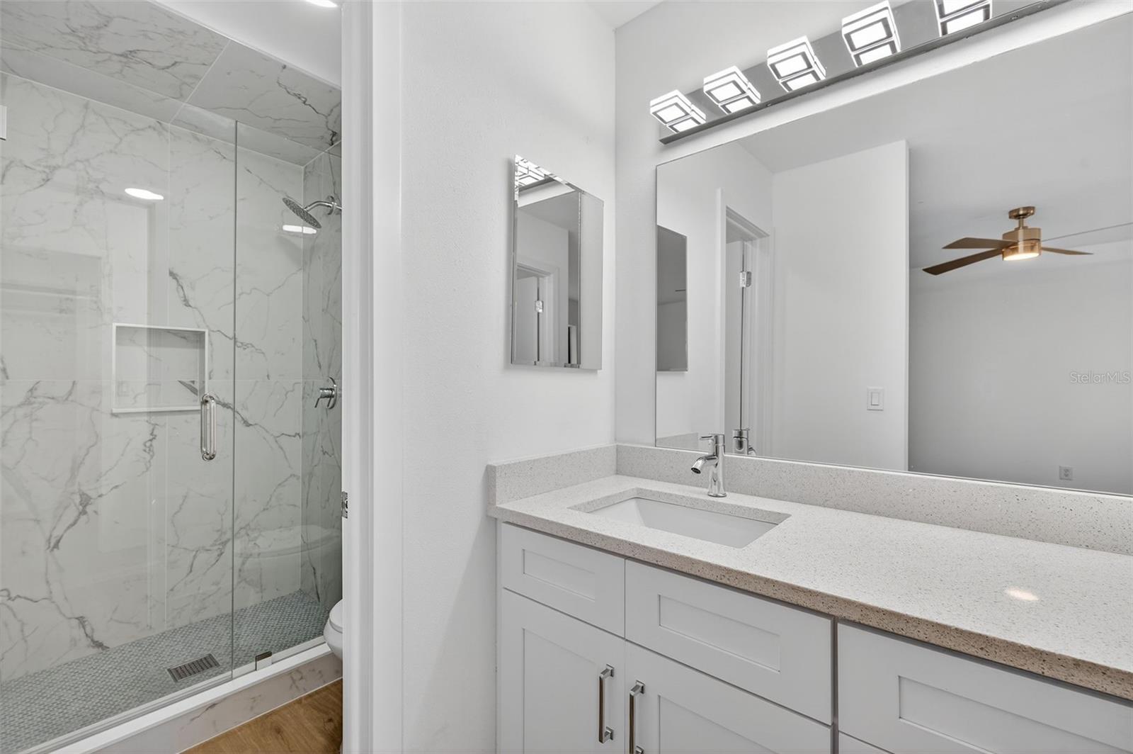 Image 39 of 60 For 10408 Rosemount Drive