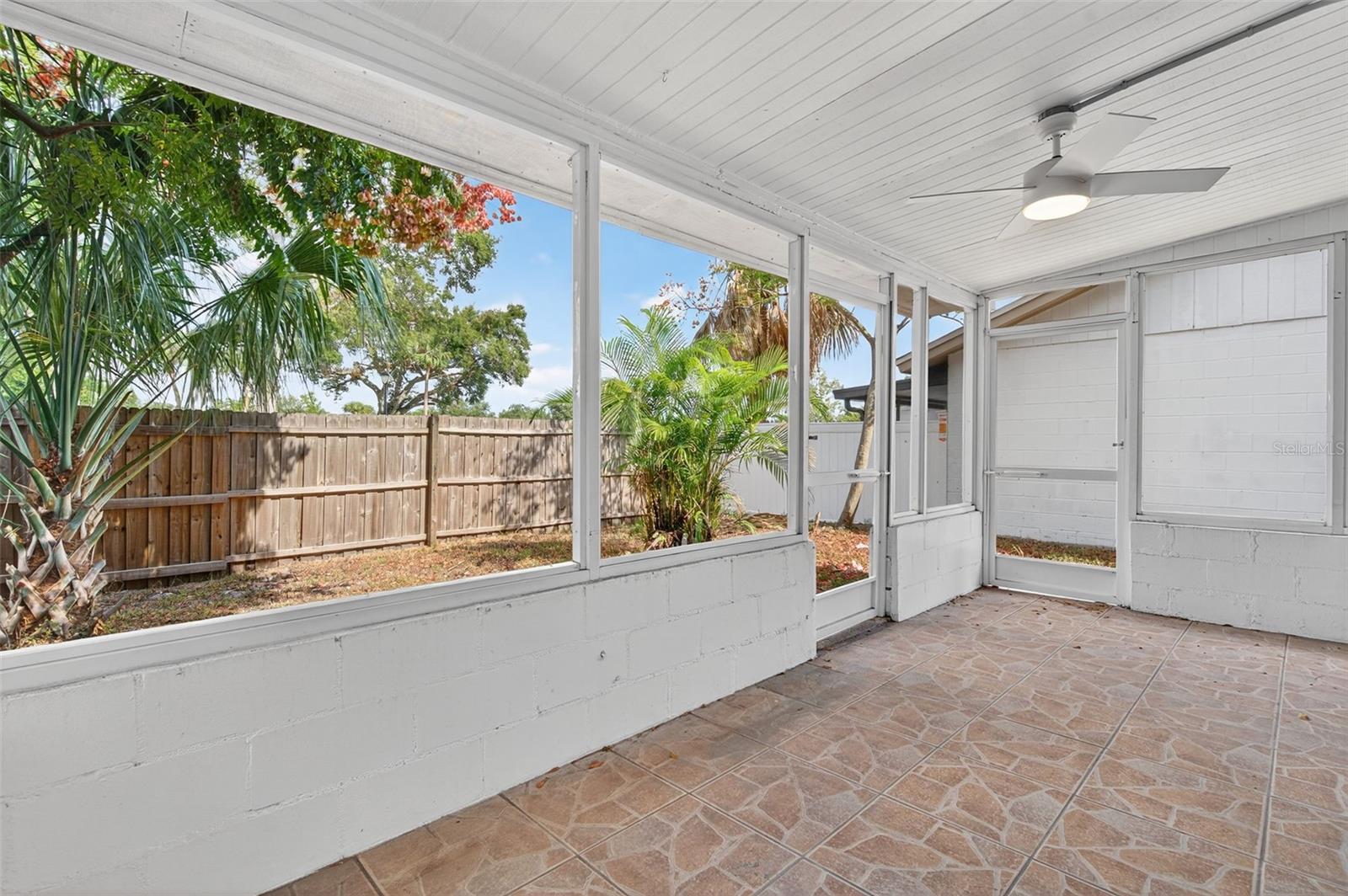 Image 43 of 60 For 10408 Rosemount Drive