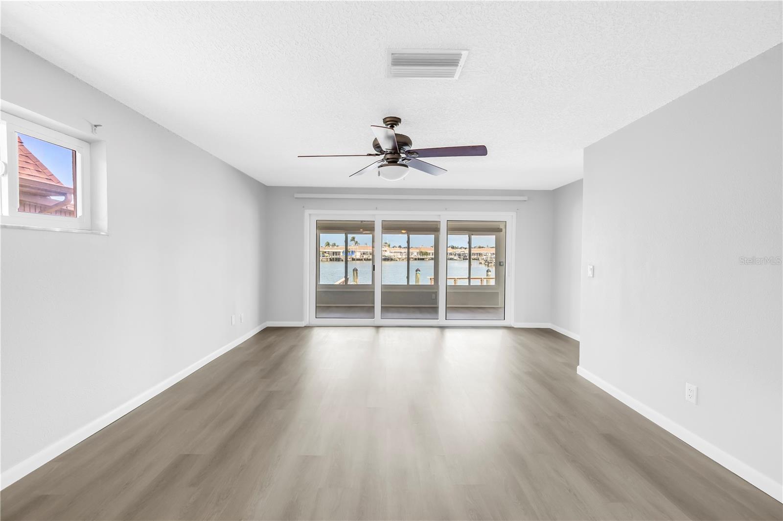 Image 31 of 87 For 433 Boca Ciega Point Boulevard S