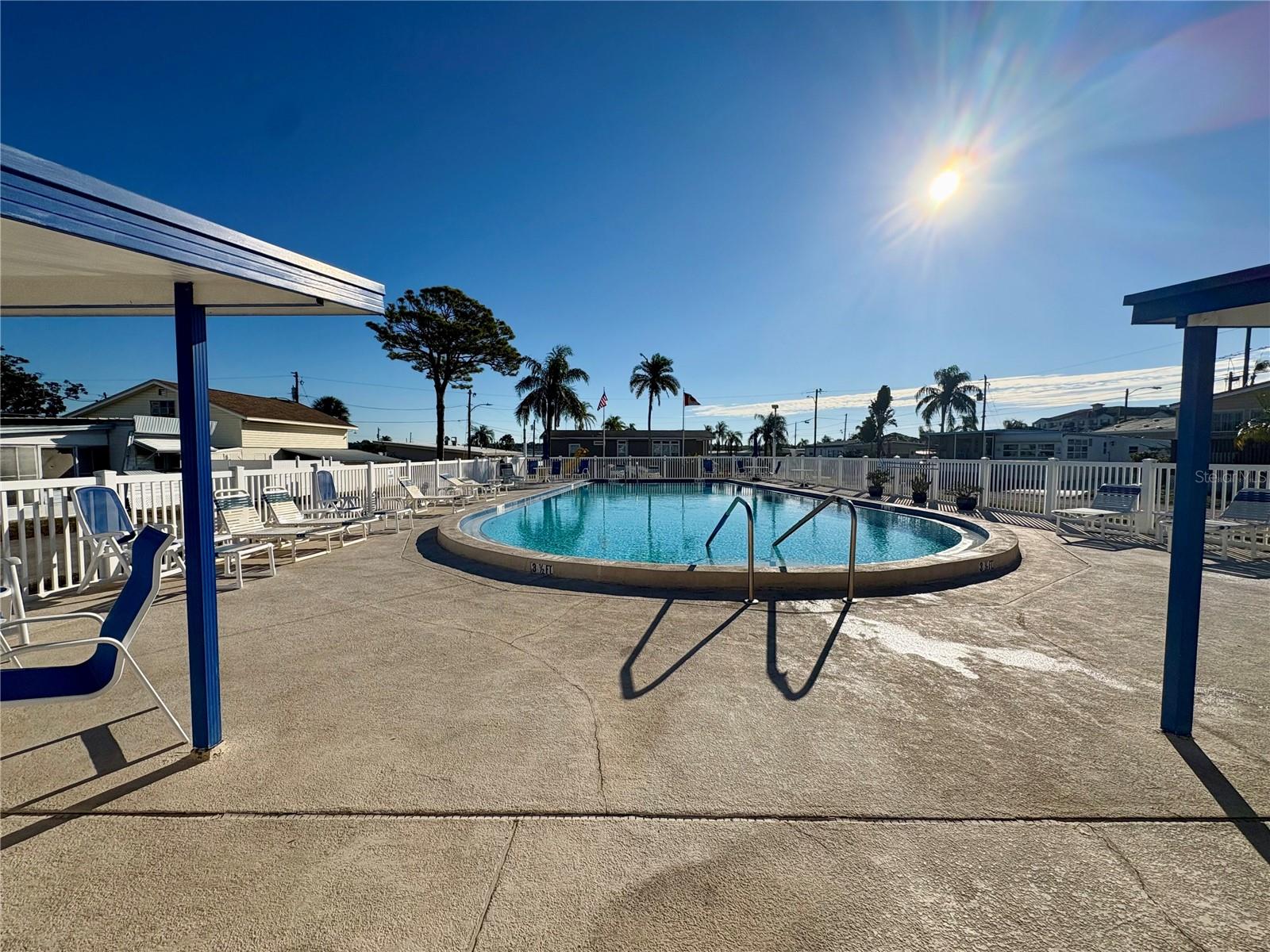 Listing photo id 29 for 440 Denice Drive