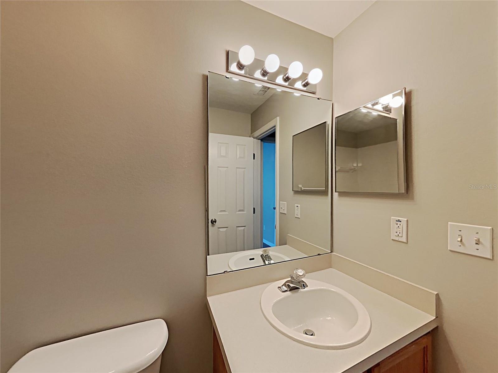 Image 15 of 29 For 1064 Scenic View Circle