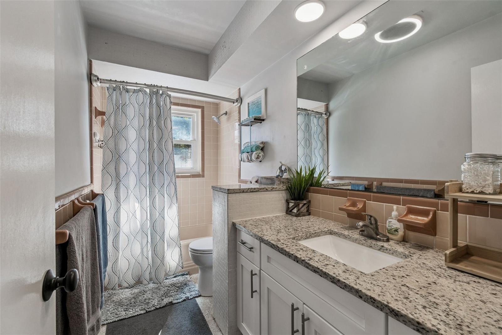 Image 31 of 50 For 1409 Teresa Drive