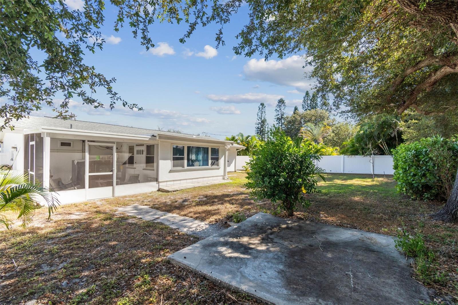 Image 42 of 50 For 1409 Teresa Drive