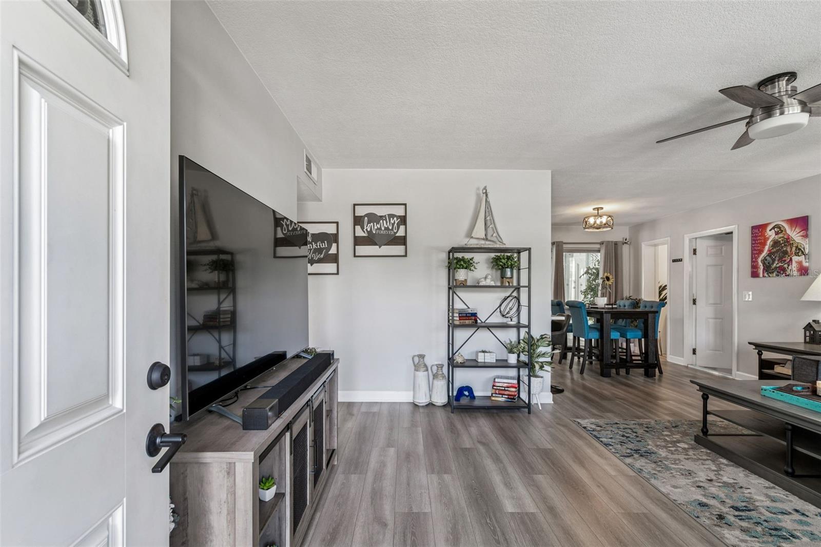 Image 6 of 50 For 1409 Teresa Drive