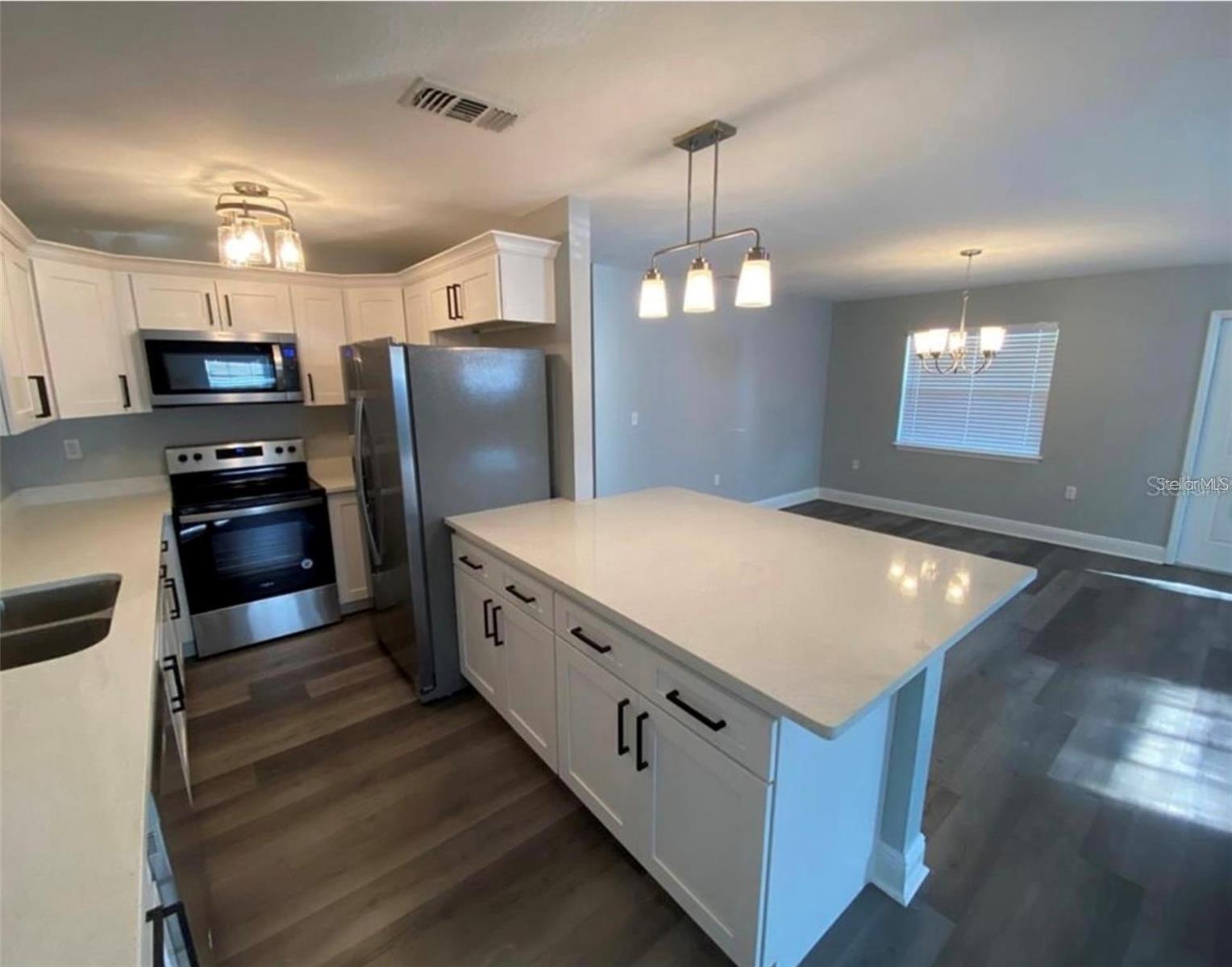 Image 10 of 16 For 4711 Ohio Avenue