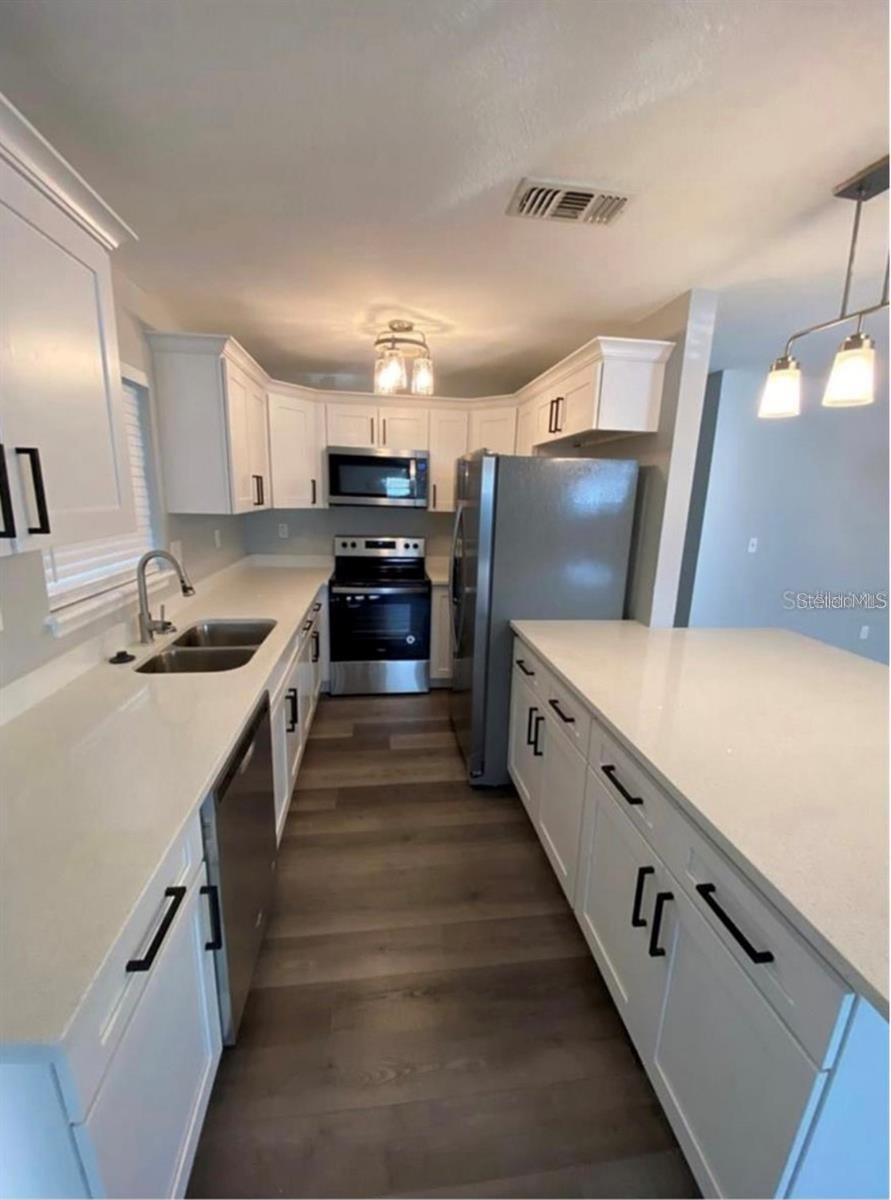 Image 9 of 16 For 4711 Ohio Avenue