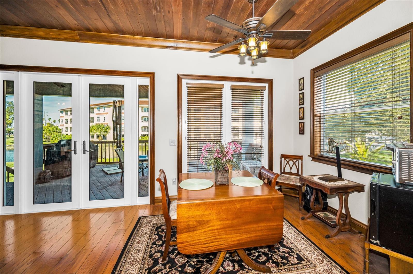 Image 17 of 92 For 6141 Lafayette Street