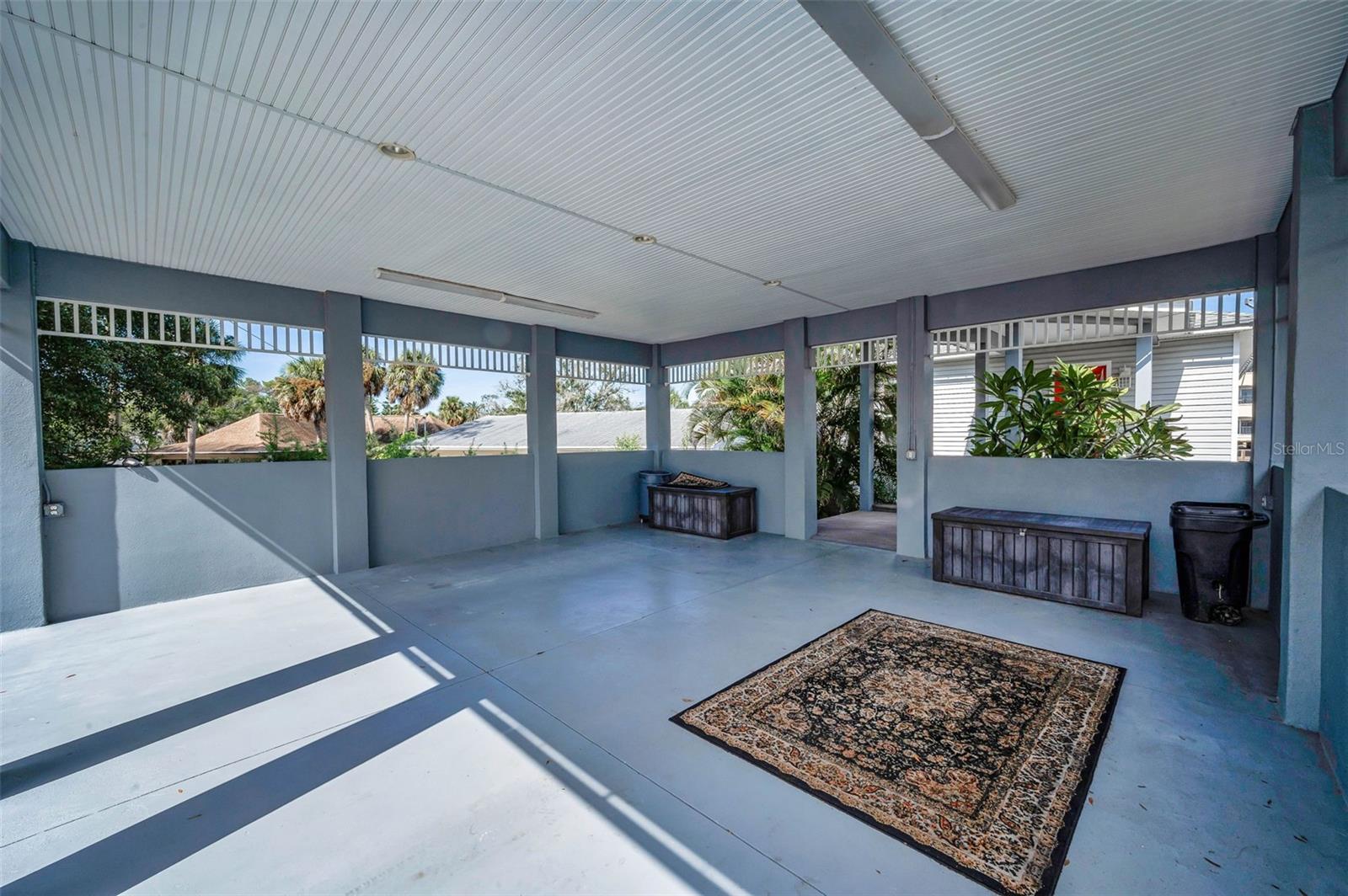 Image 4 of 92 For 6141 Lafayette Street