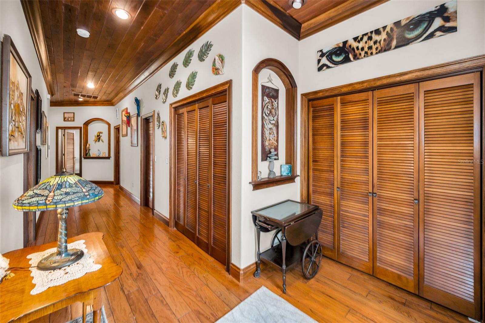 Image 6 of 92 For 6141 Lafayette Street