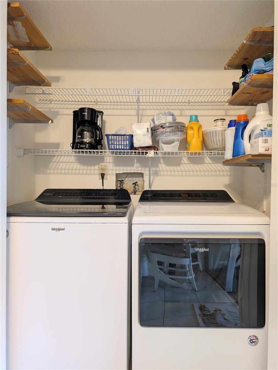 Image 25 of 33 For 4575 Whitton Way 1126