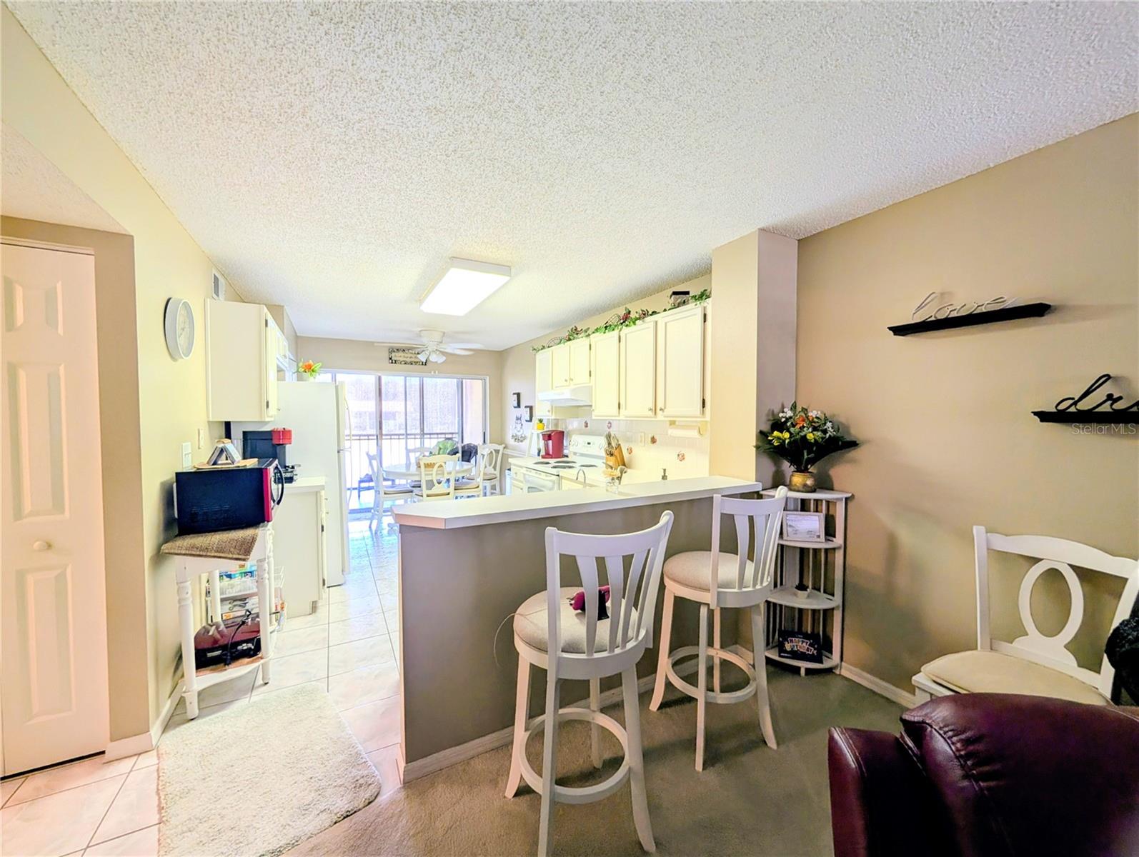 Image 4 of 33 For 4575 Whitton Way 1126