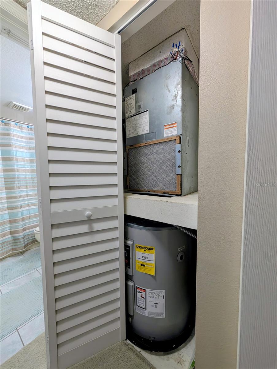 Image 7 of 33 For 4575 Whitton Way 1126