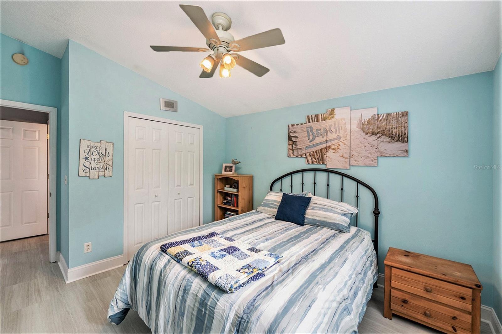 Image 19 of 34 For 643 Satinleaf Avenue