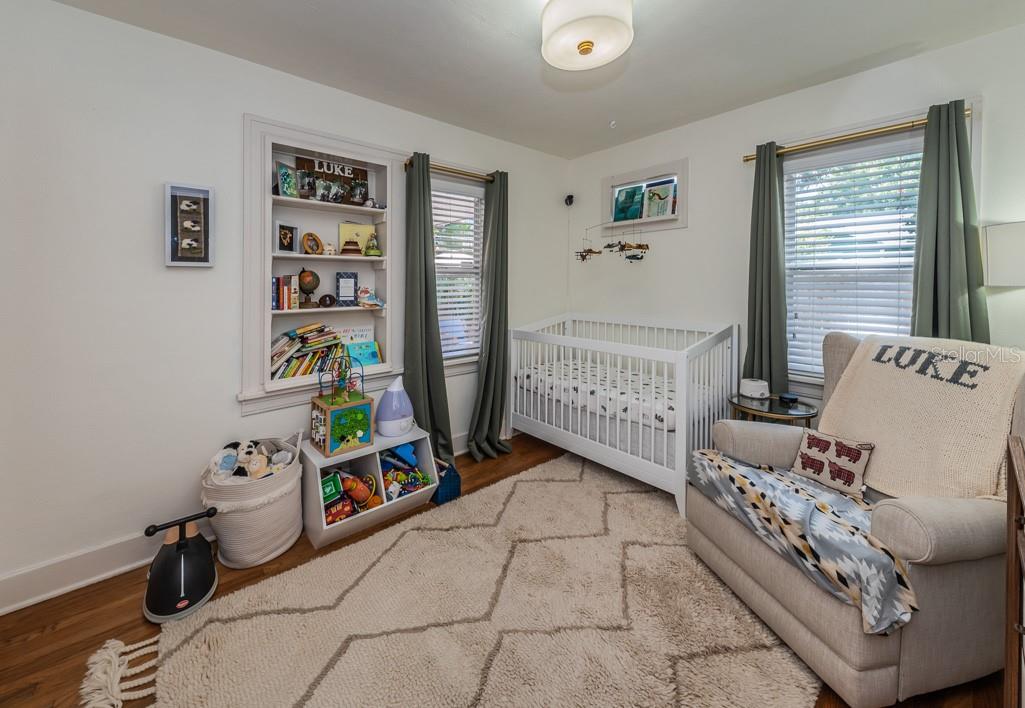 Image 18 of 24 For 1037 18th Avenue N