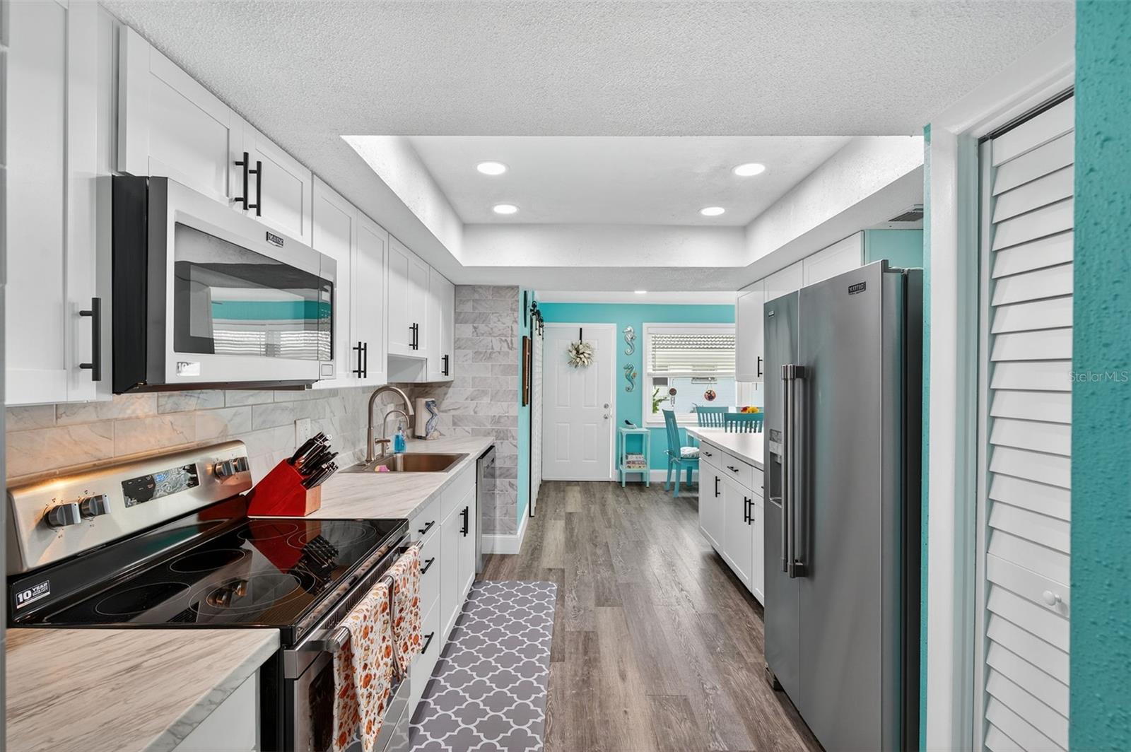 Image 13 of 58 For 11200 102nd Avenue 90