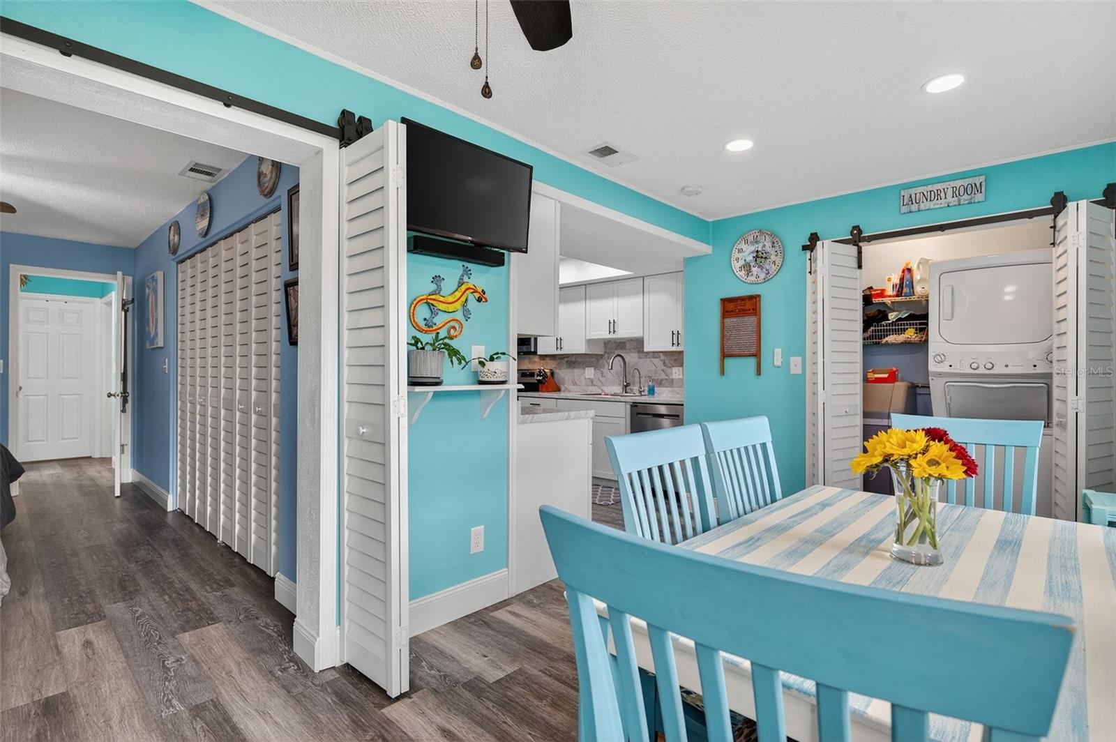 Image 21 of 58 For 11200 102nd Avenue 90