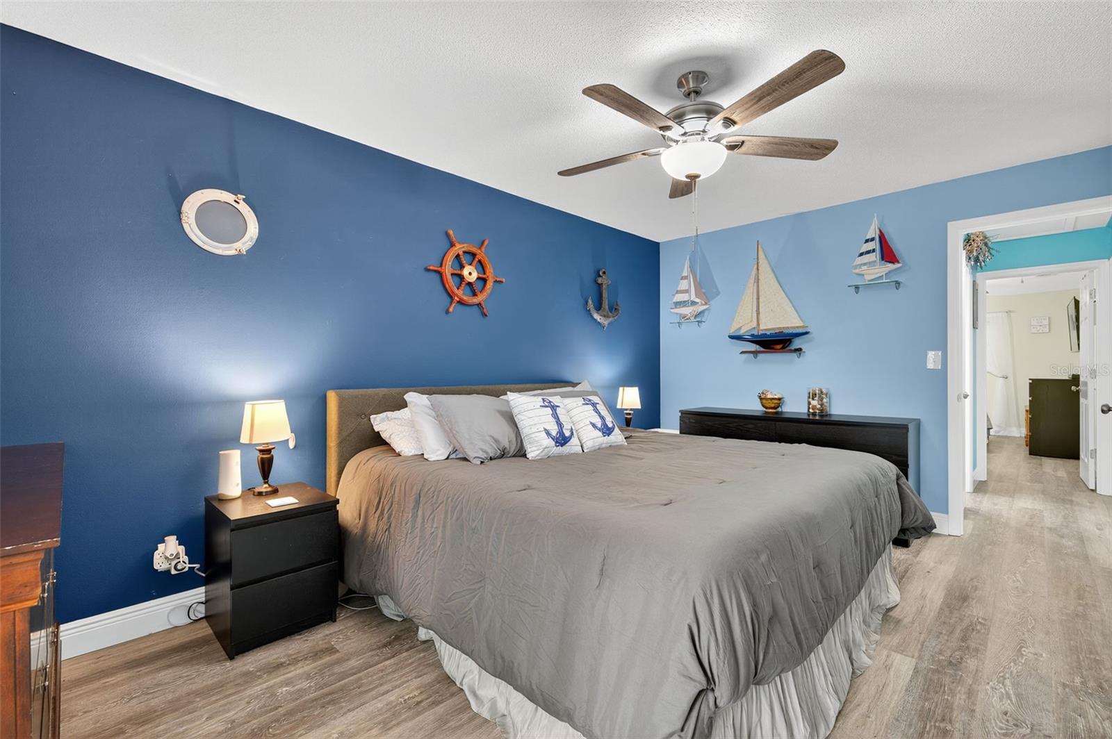 Image 26 of 58 For 11200 102nd Avenue 90