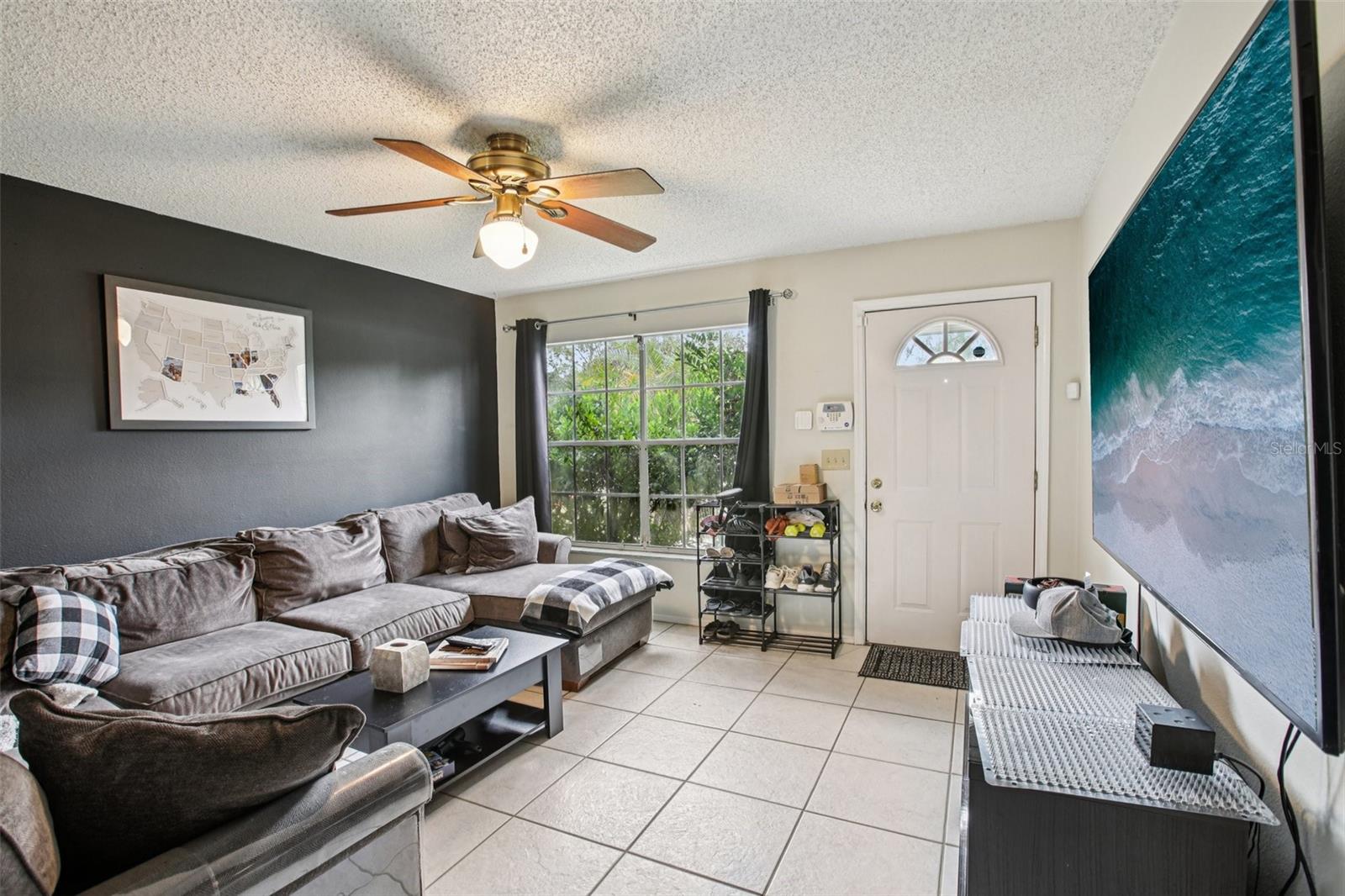 Image 3 of 22 For 2316 Fletchers Point Circle