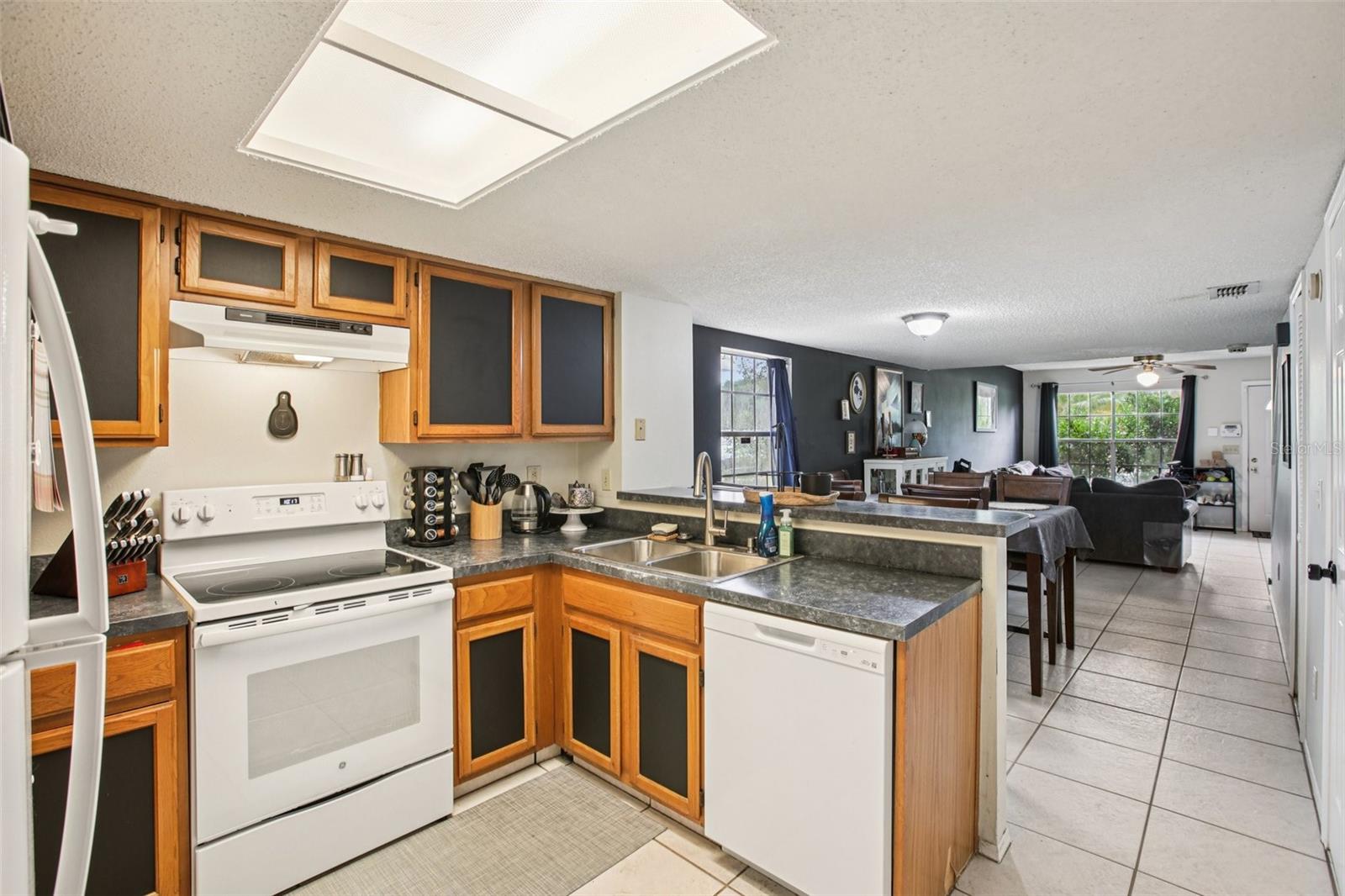 Image 7 of 22 For 2316 Fletchers Point Circle