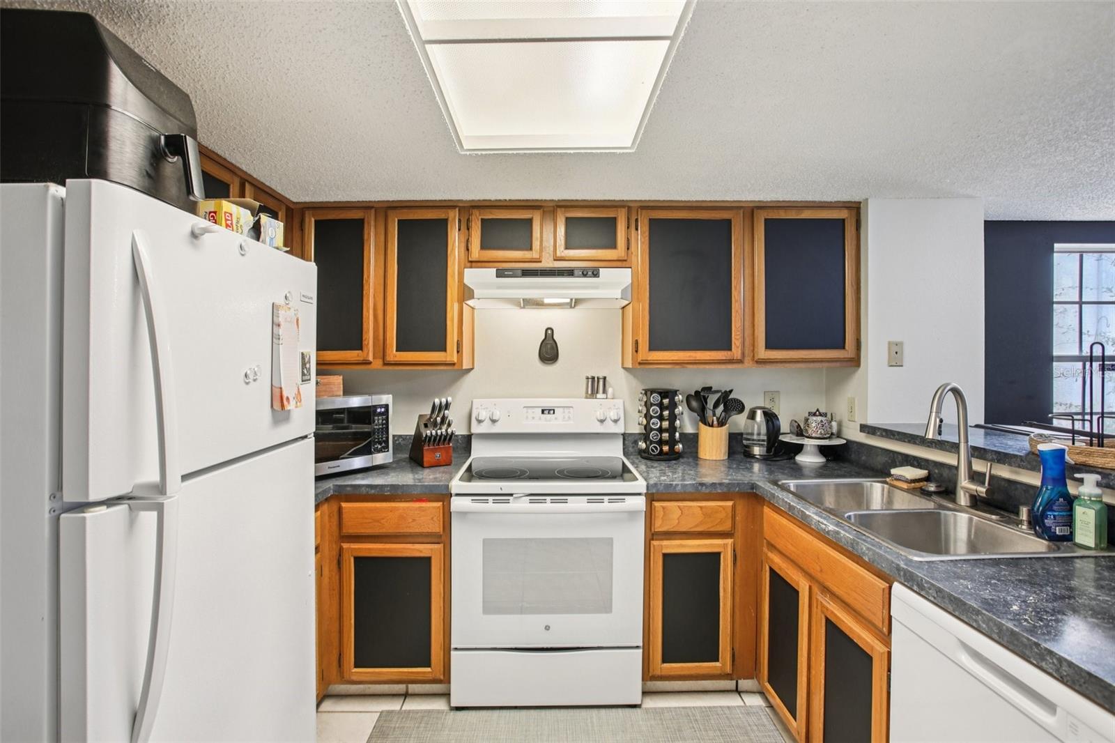 Image 8 of 22 For 2316 Fletchers Point Circle