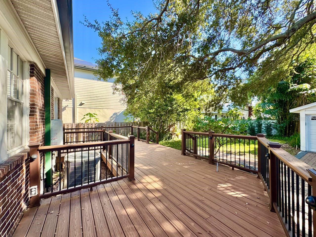 Image 29 of 37 For 3112 Palmira Avenue