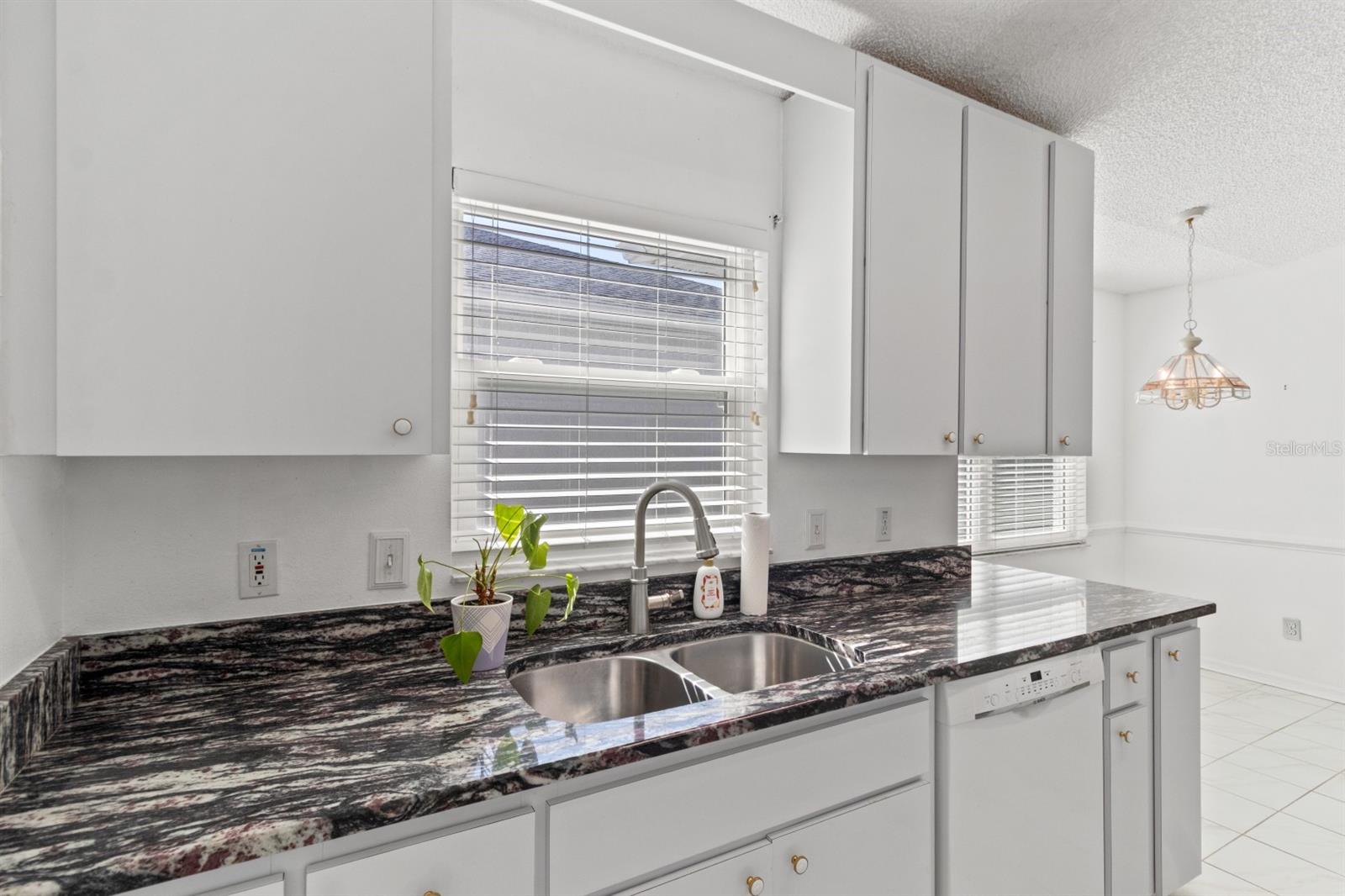 Image 10 of 39 For 9088 95th Avenue