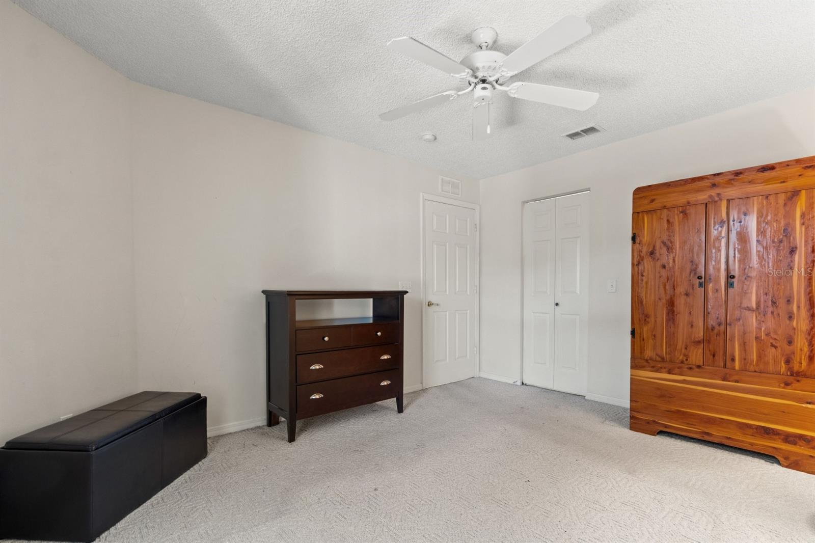 Image 20 of 39 For 9088 95th Avenue