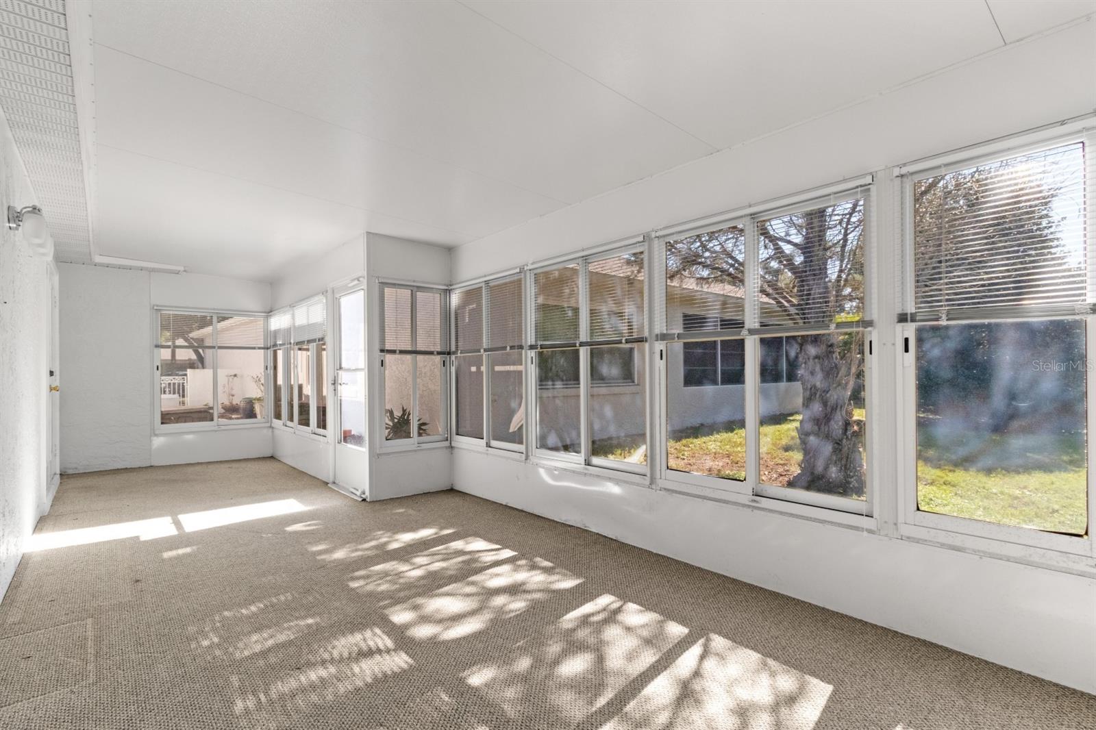 Image 27 of 39 For 9088 95th Avenue