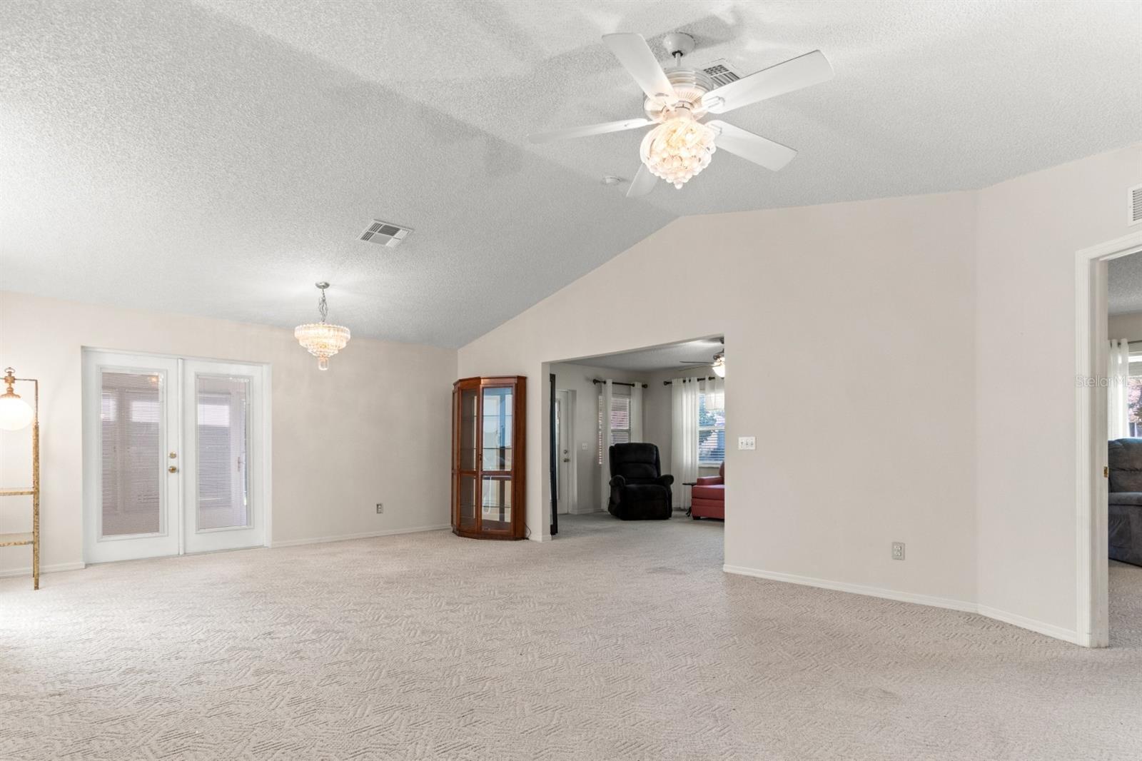 Image 6 of 39 For 9088 95th Avenue