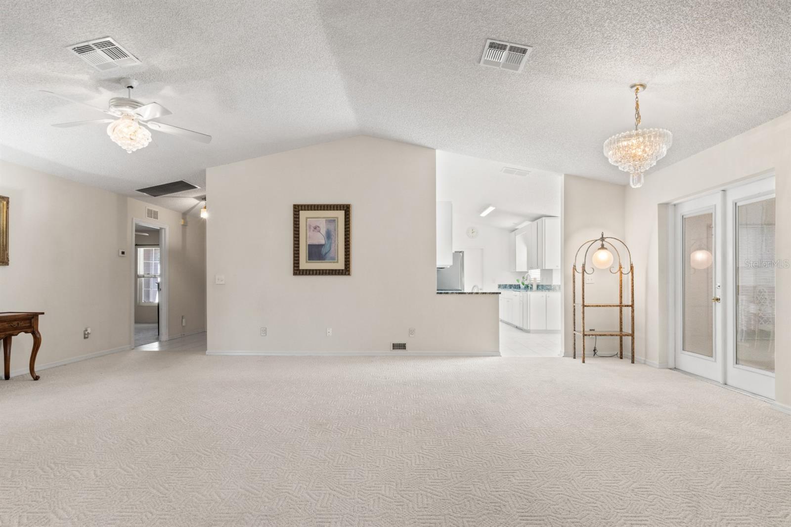 Image 7 of 39 For 9088 95th Avenue