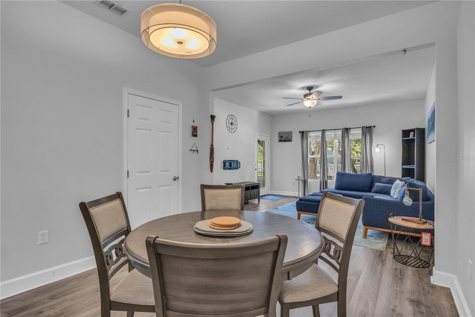 Image 13 of 31 For 4703 Jennings Bay Court