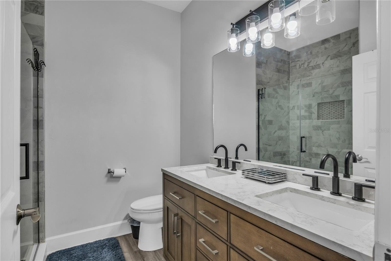 Image 22 of 31 For 4703 Jennings Bay Court