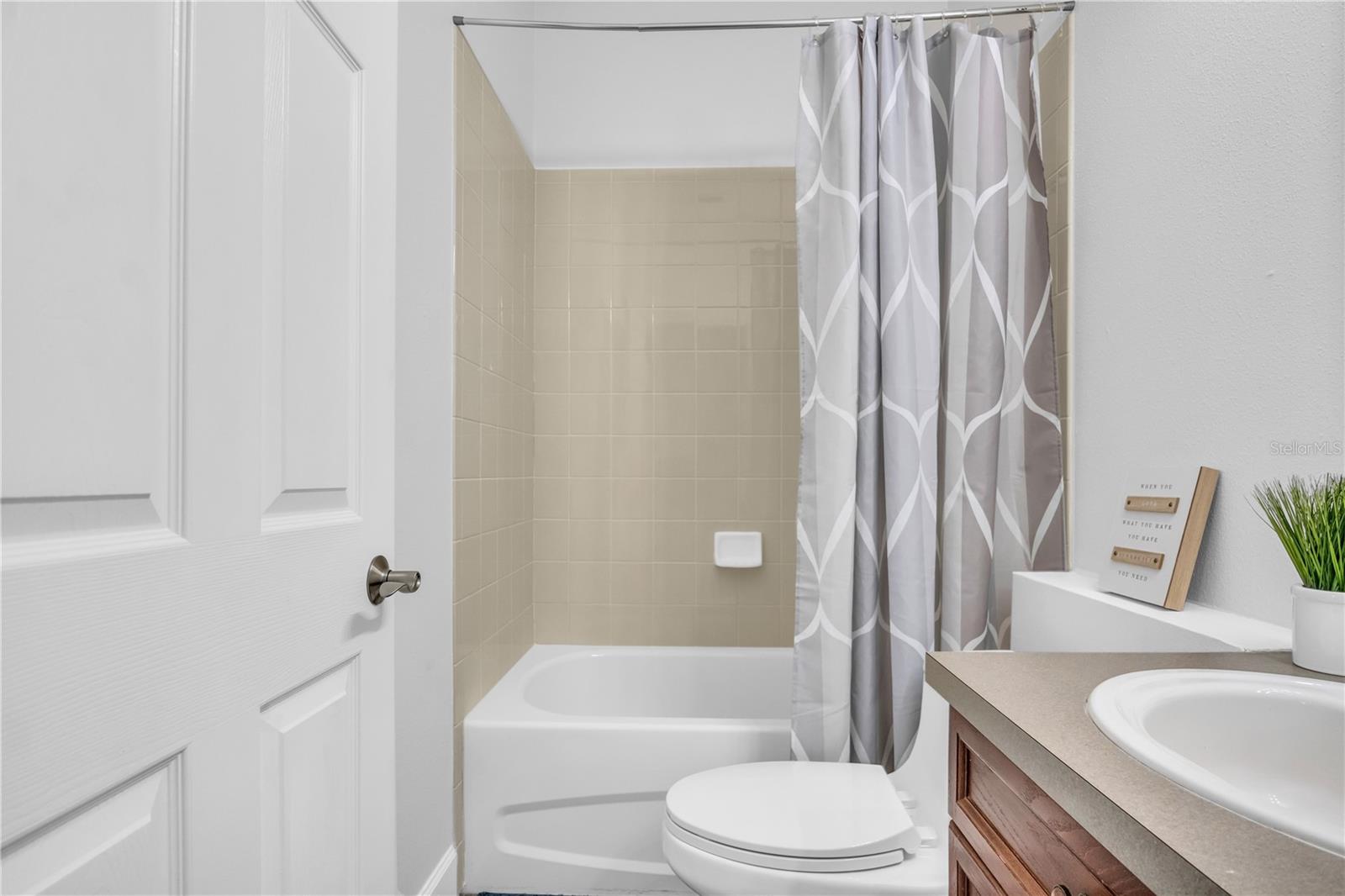 Image 30 of 31 For 4703 Jennings Bay Court