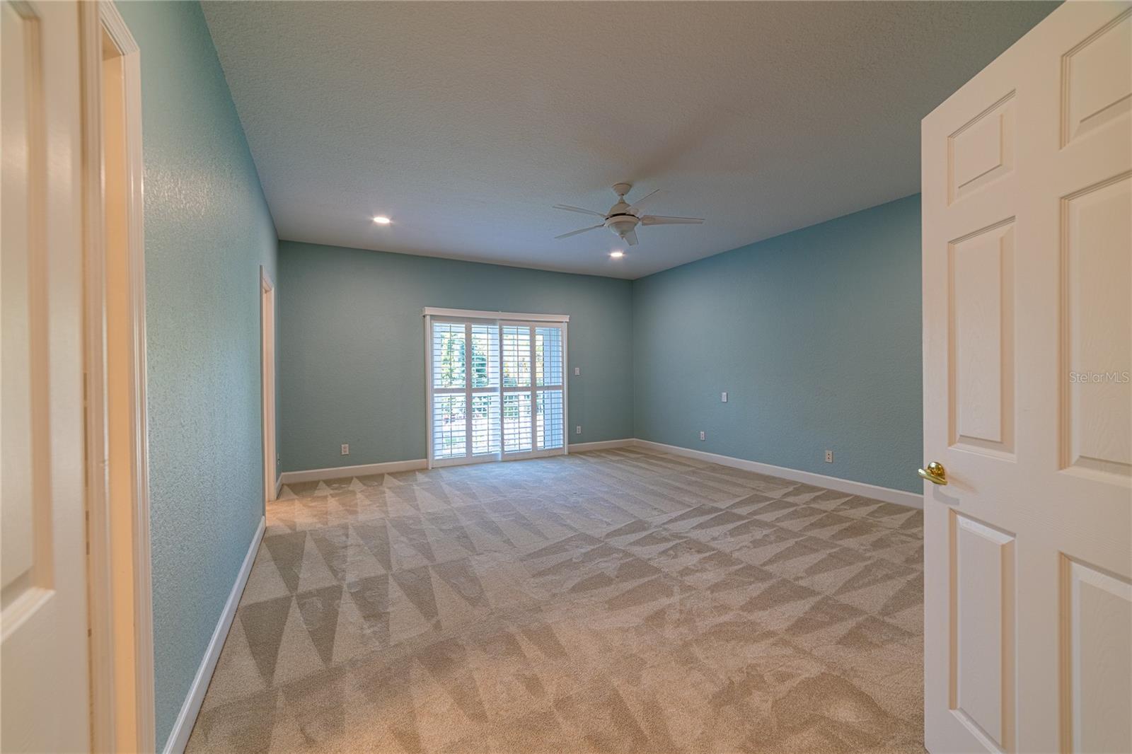 Image 18 of 60 For 6249 Vista Verde Drive W