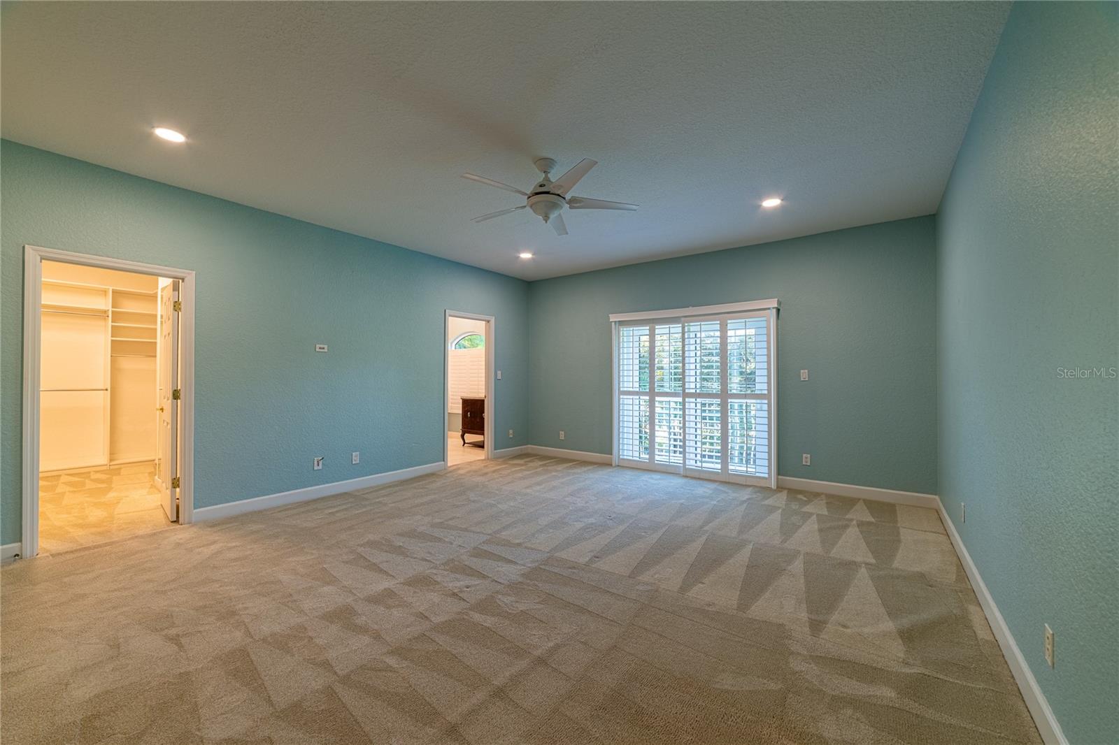 Image 20 of 60 For 6249 Vista Verde Drive W