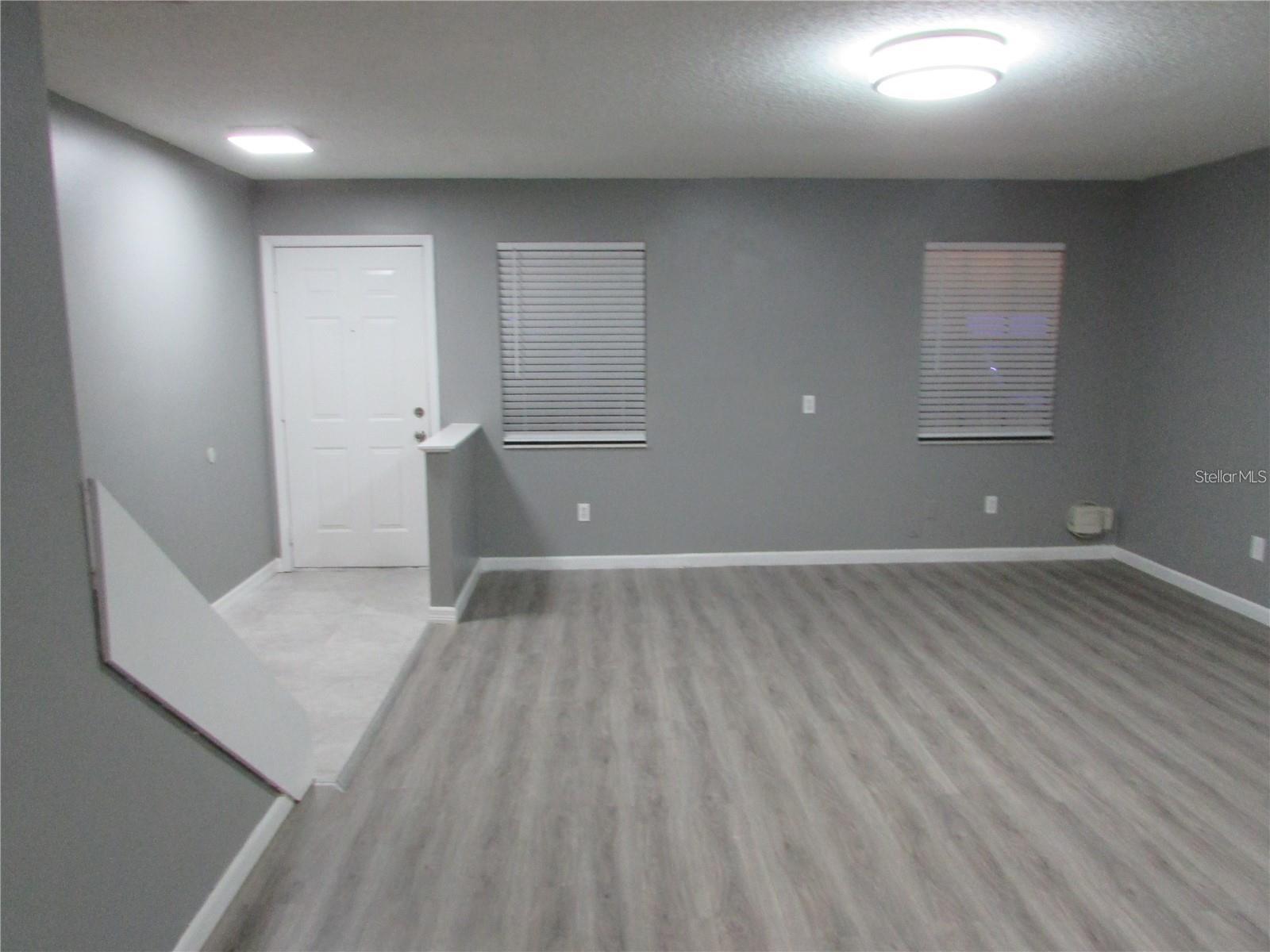 Image 4 of 28 For 5305 Abinger Court