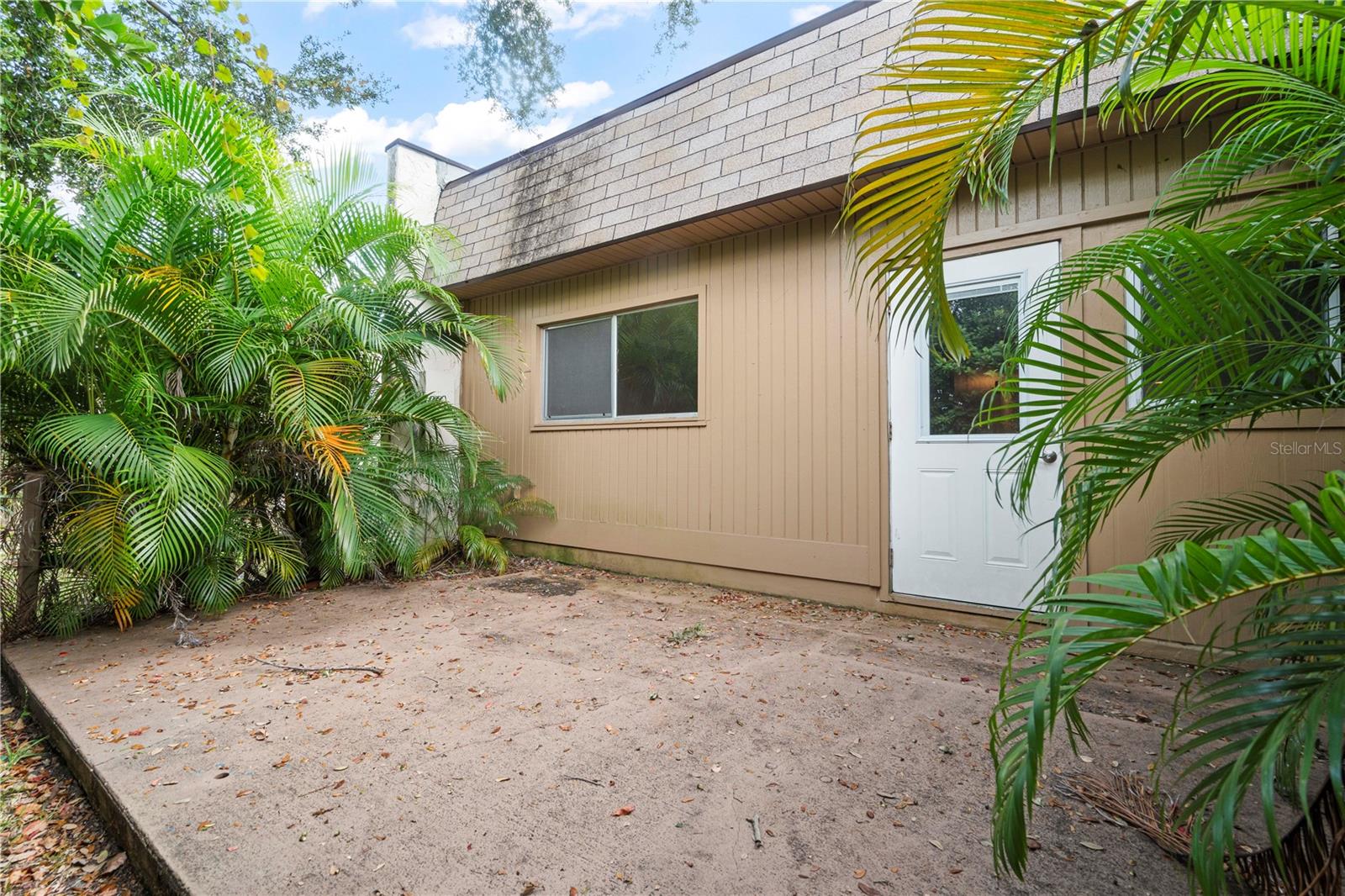 Image 25 of 29 For 11511 113th Street 4f