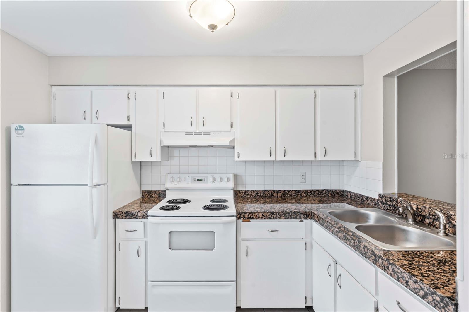 Image 6 of 29 For 11511 113th Street 4f