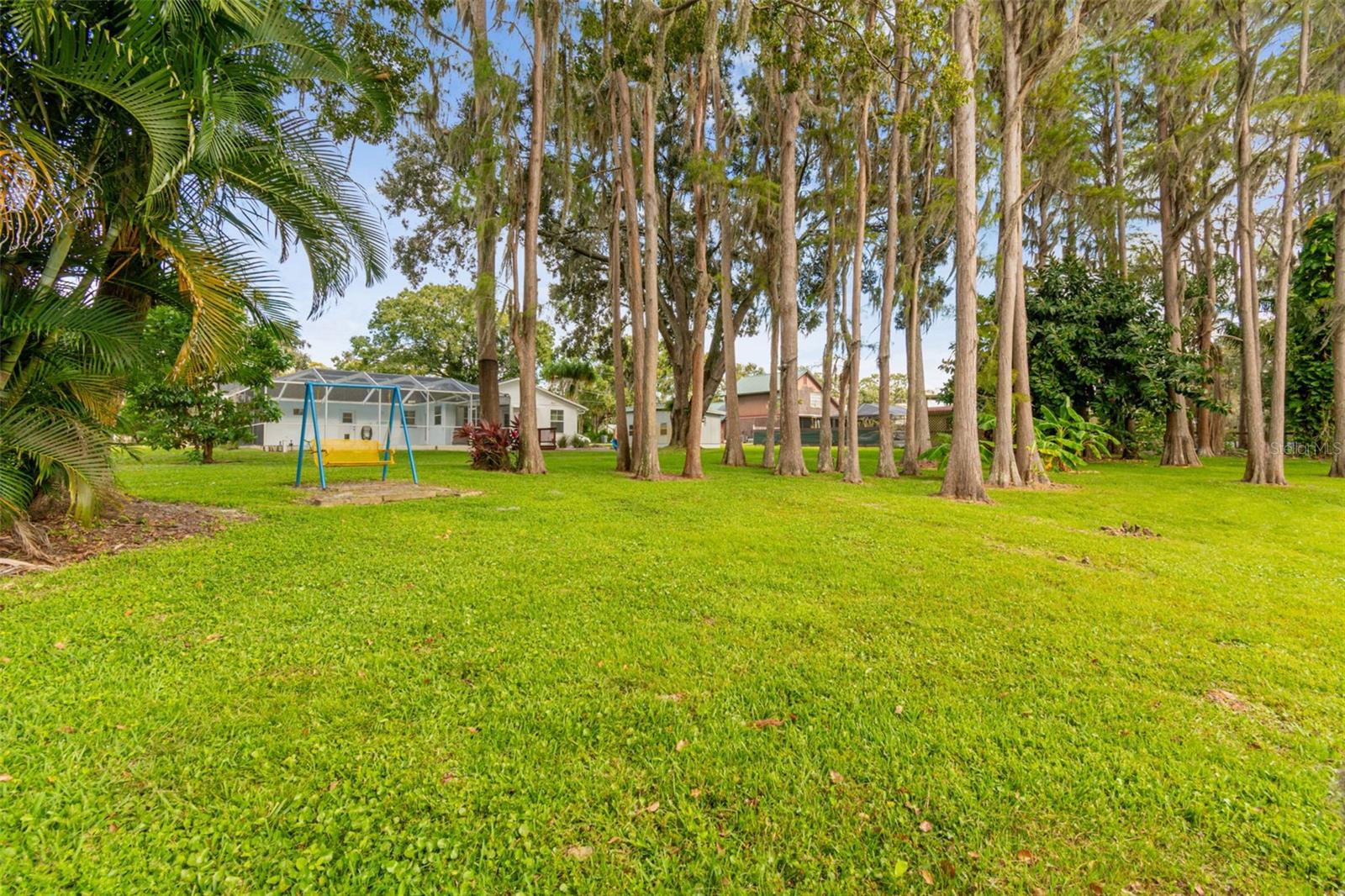 Image 21 of 52 For 210 Lake Hobbs Road