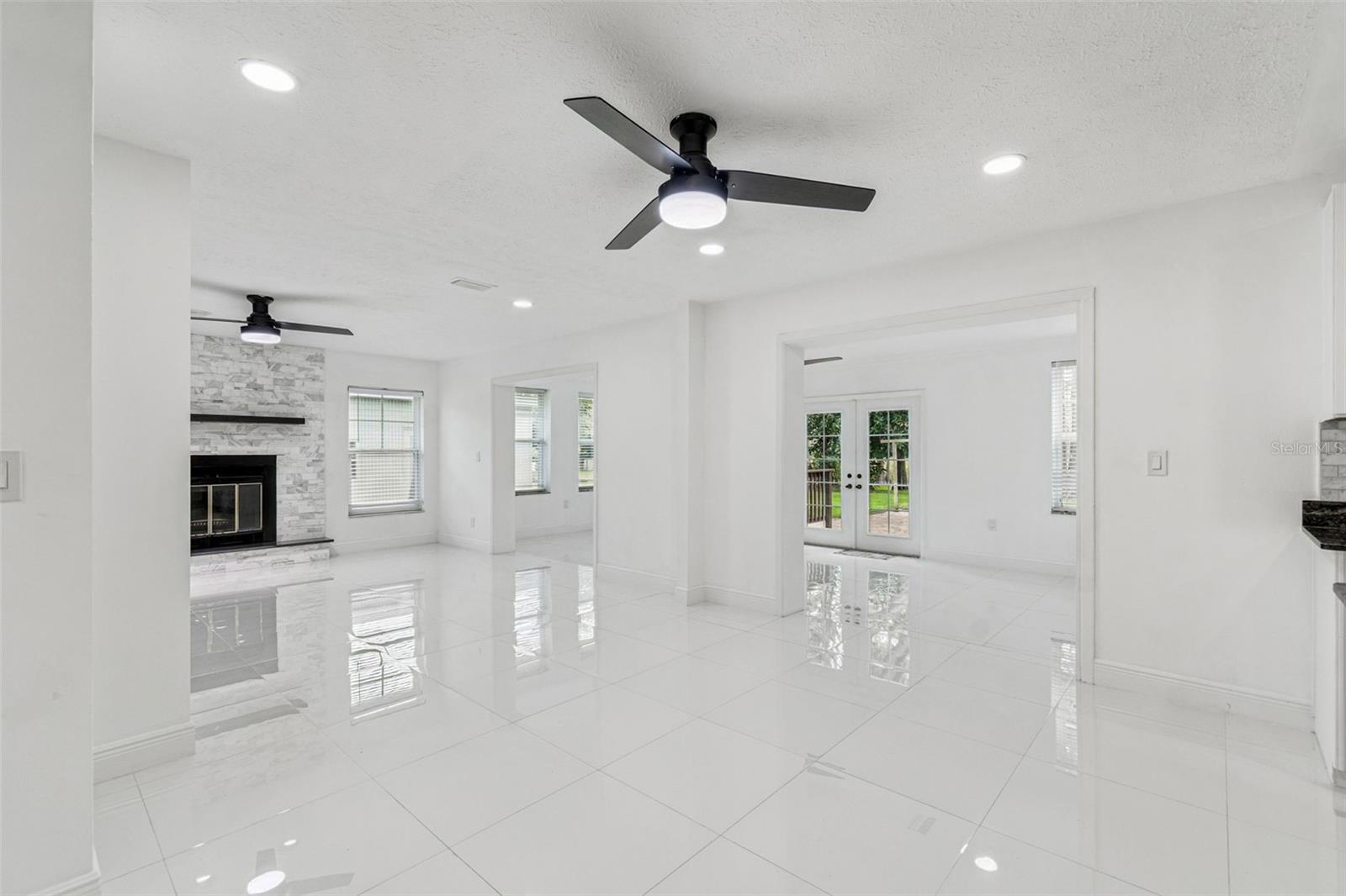 Image 5 of 52 For 210 Lake Hobbs Road