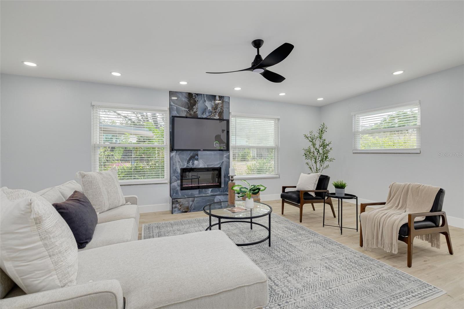 Image 20 of 45 For 4954 2nd Avenue N