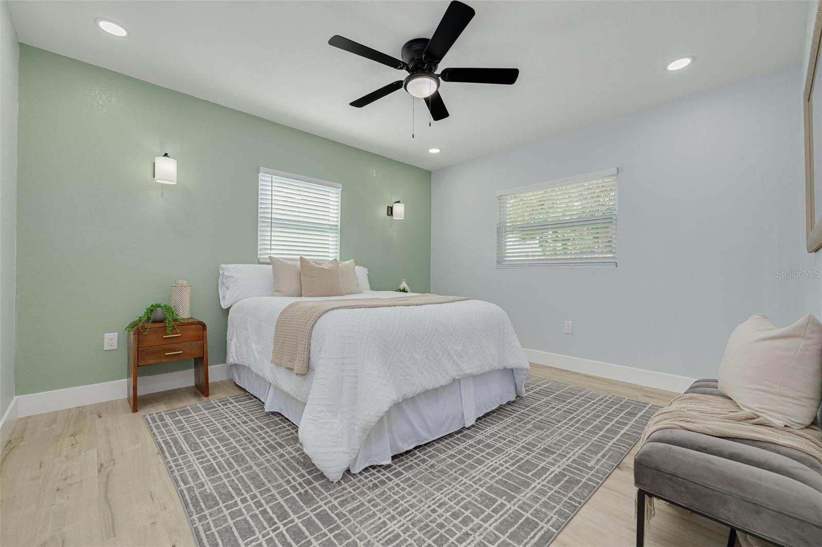 Image 23 of 45 For 4954 2nd Avenue N