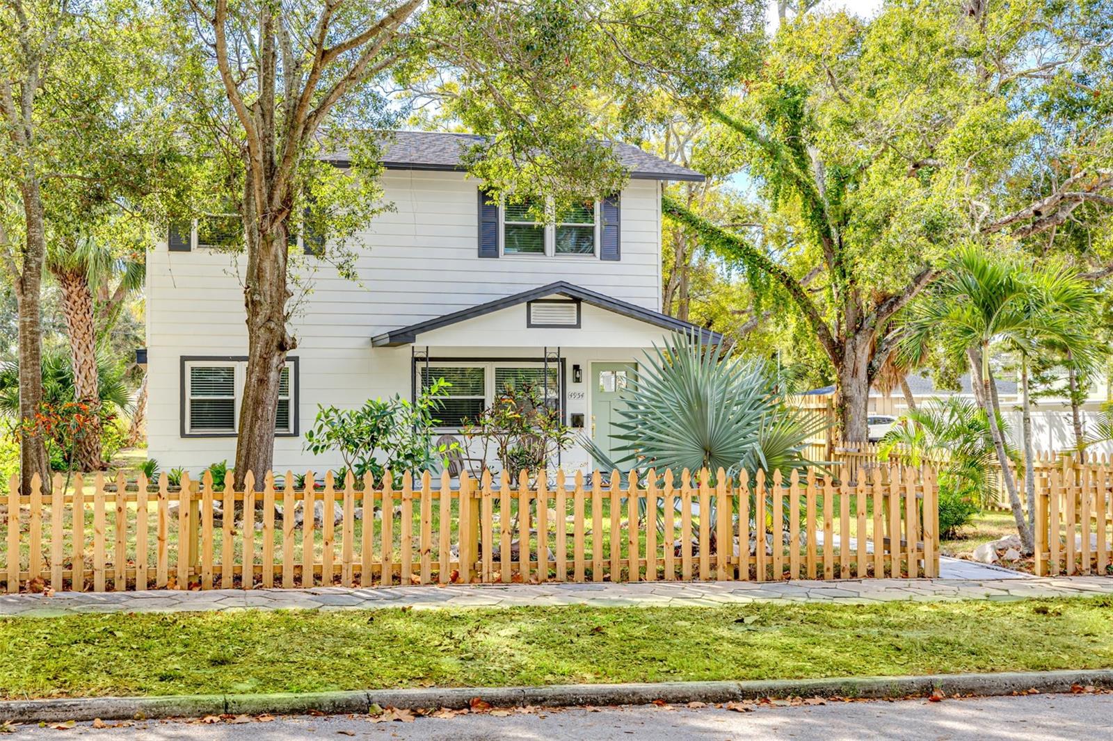 Image 3 of 45 For 4954 2nd Avenue N