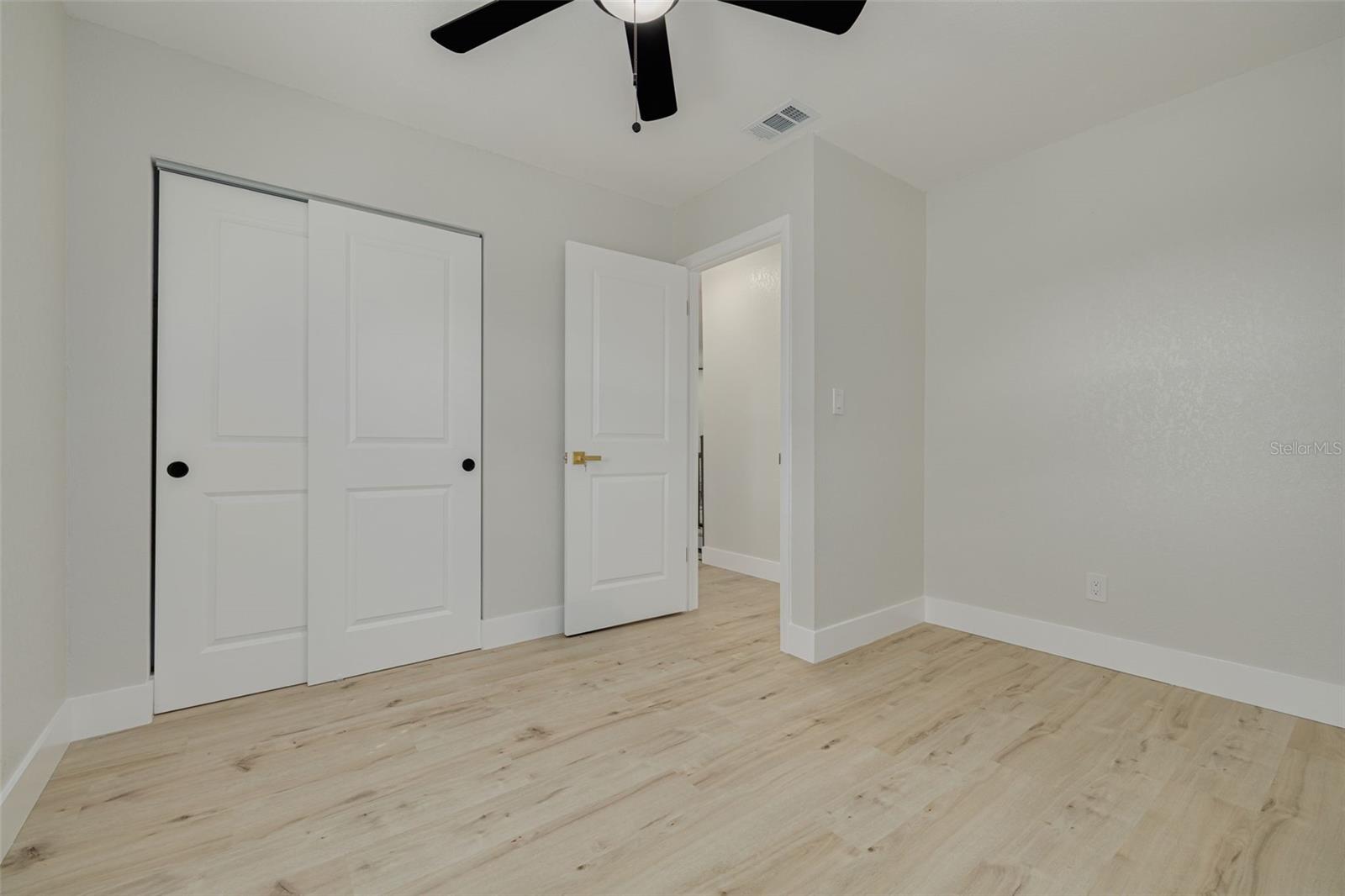 Image 36 of 45 For 4954 2nd Avenue N